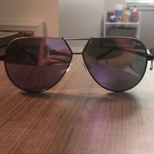 Purple quay sunglasses